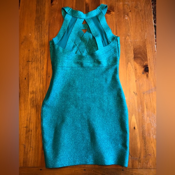 Forever 21. Green glitter, bandage dress. - Picture 2 of 4